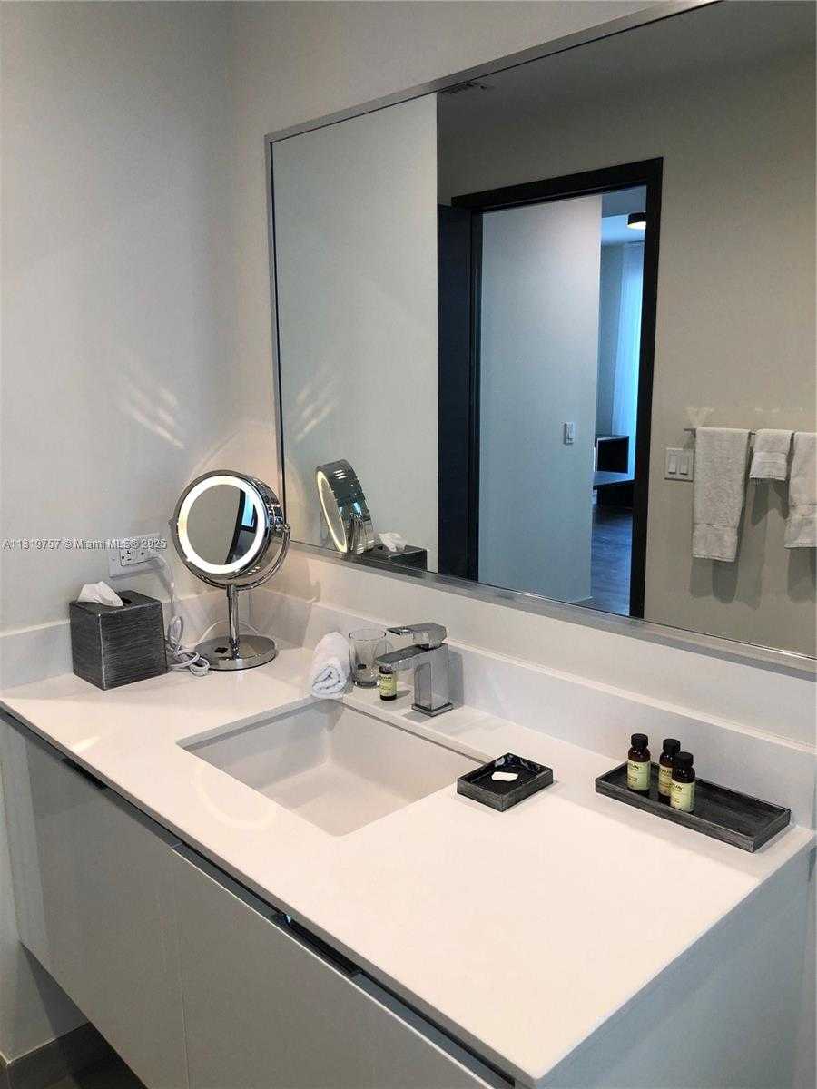 Small Image of 777 NORTH OCEAN DR #N207, Hollywood Number 14