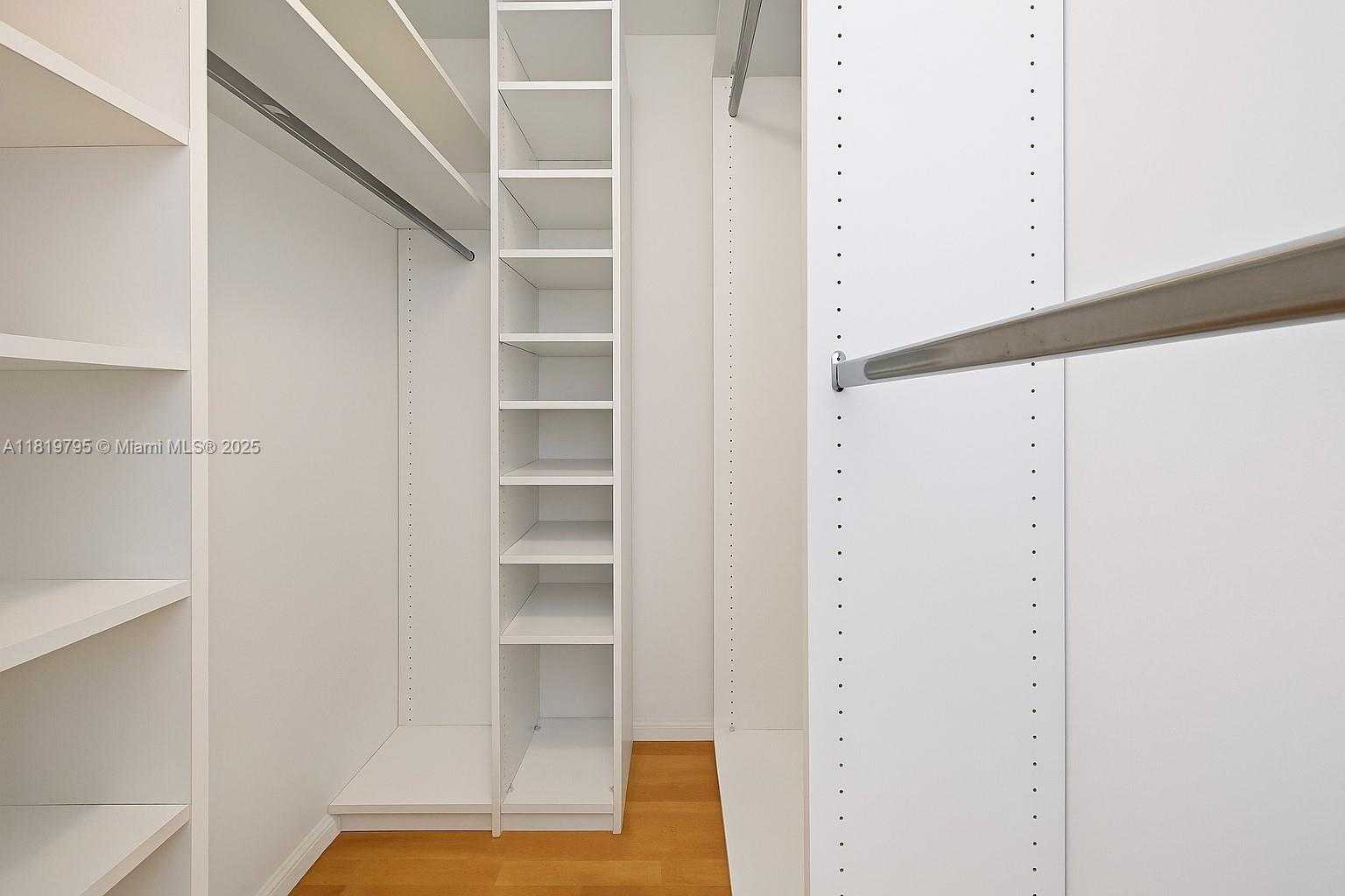 Small Image of 1280 SOUTH ALHAMBRA CIR #1308, Coral Gables Number 10