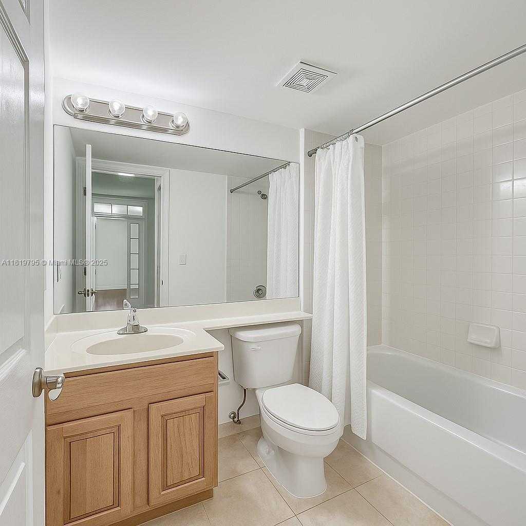 Small Image of 1280 SOUTH ALHAMBRA CIR #1308, Coral Gables Number 12