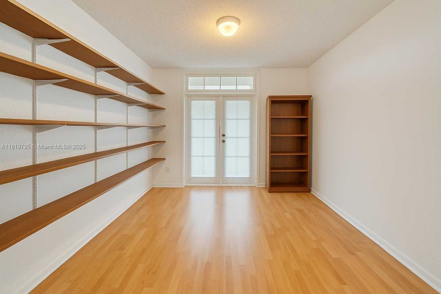 Small Image of 1280 SOUTH ALHAMBRA CIR #1308, Coral Gables Number 13