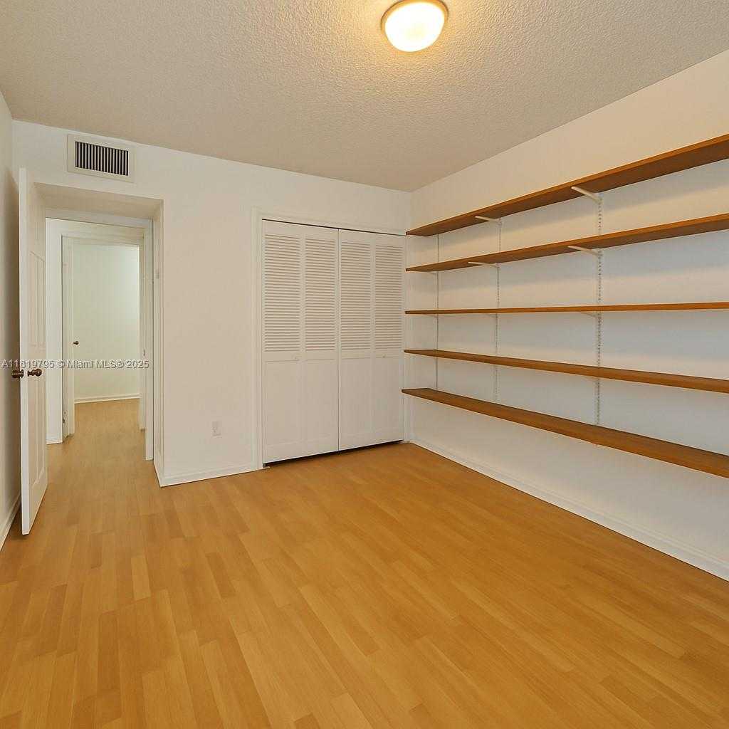 Small Image of 1280 SOUTH ALHAMBRA CIR #1308, Coral Gables Number 14