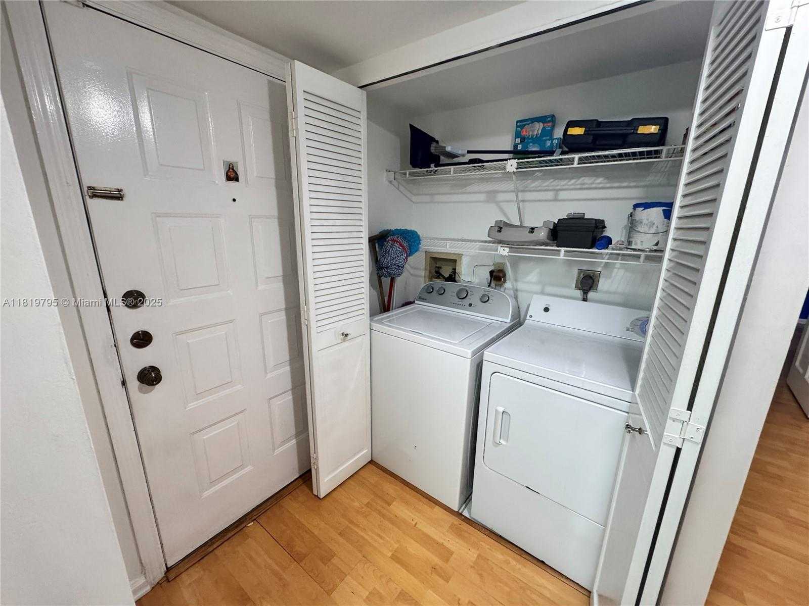 Small Image of 1280 SOUTH ALHAMBRA CIR #1308, Coral Gables Number 15