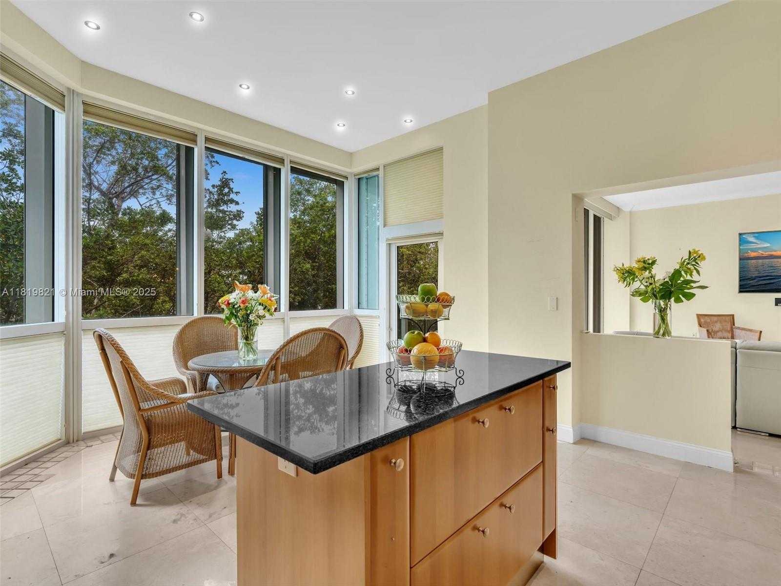 Small Image of 16500 COLLINS AVE #TH-10, Sunny Isles Beach Number 16