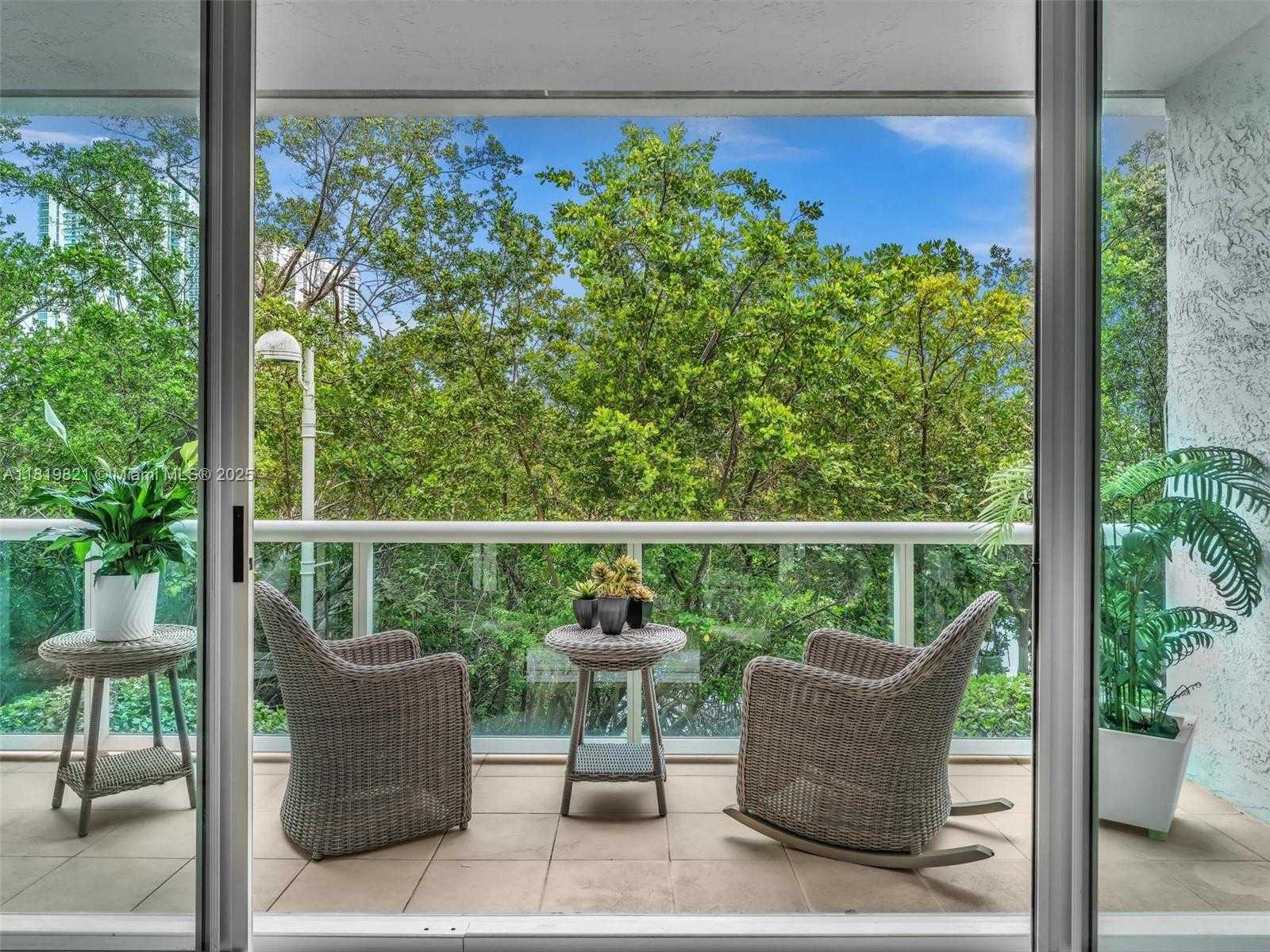 Small Image of 16500 COLLINS AVE #TH-10, Sunny Isles Beach Number 17