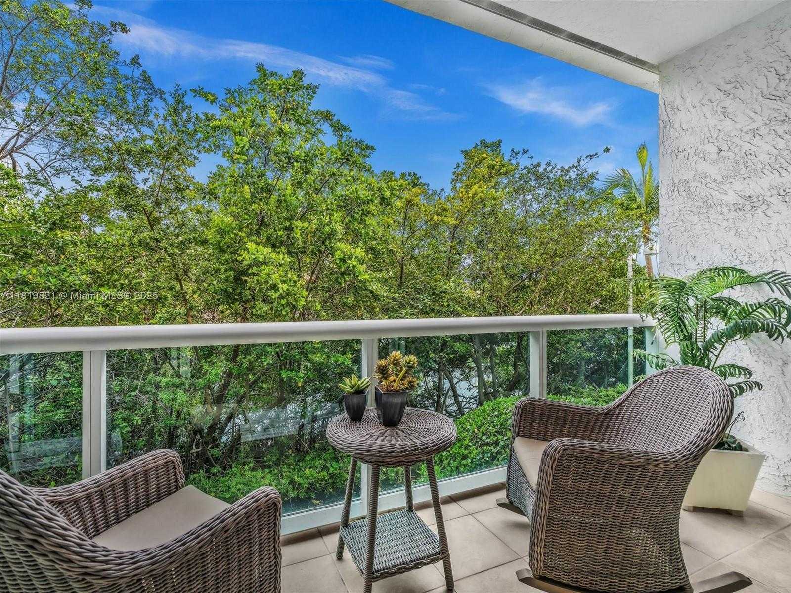 Small Image of 16500 COLLINS AVE #TH-10, Sunny Isles Beach Number 19