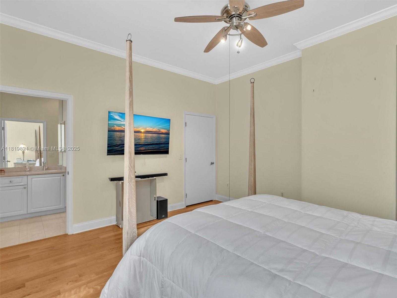 Small Image of 16500 COLLINS AVE #TH-10, Sunny Isles Beach Number 44