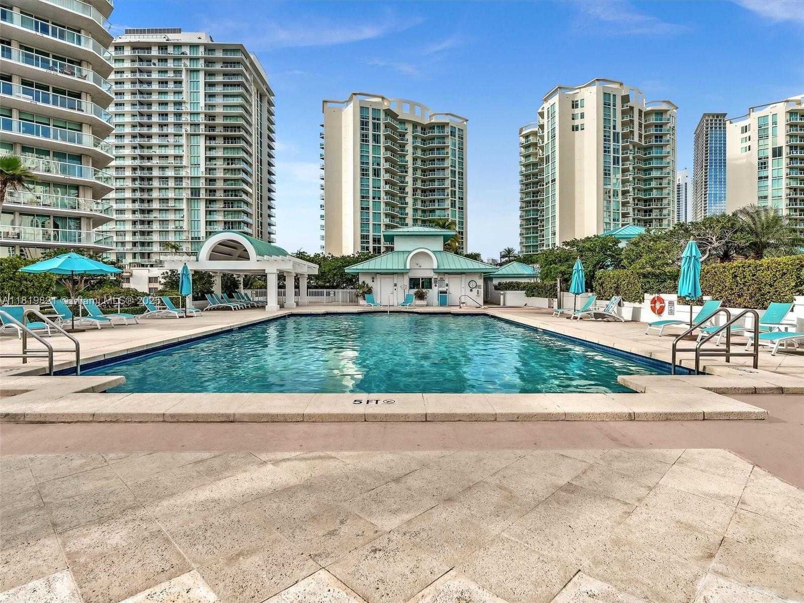 Small Image of 16500 COLLINS AVE #TH-10, Sunny Isles Beach Number 47