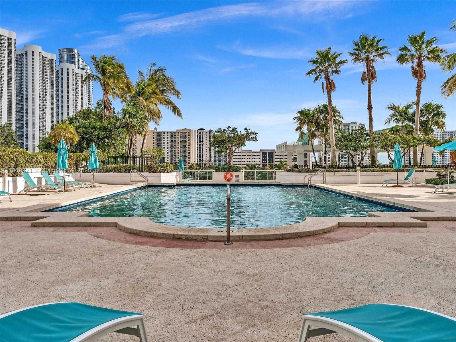 Small Image of 16500 COLLINS AVE #TH-10, Sunny Isles Beach Number 48