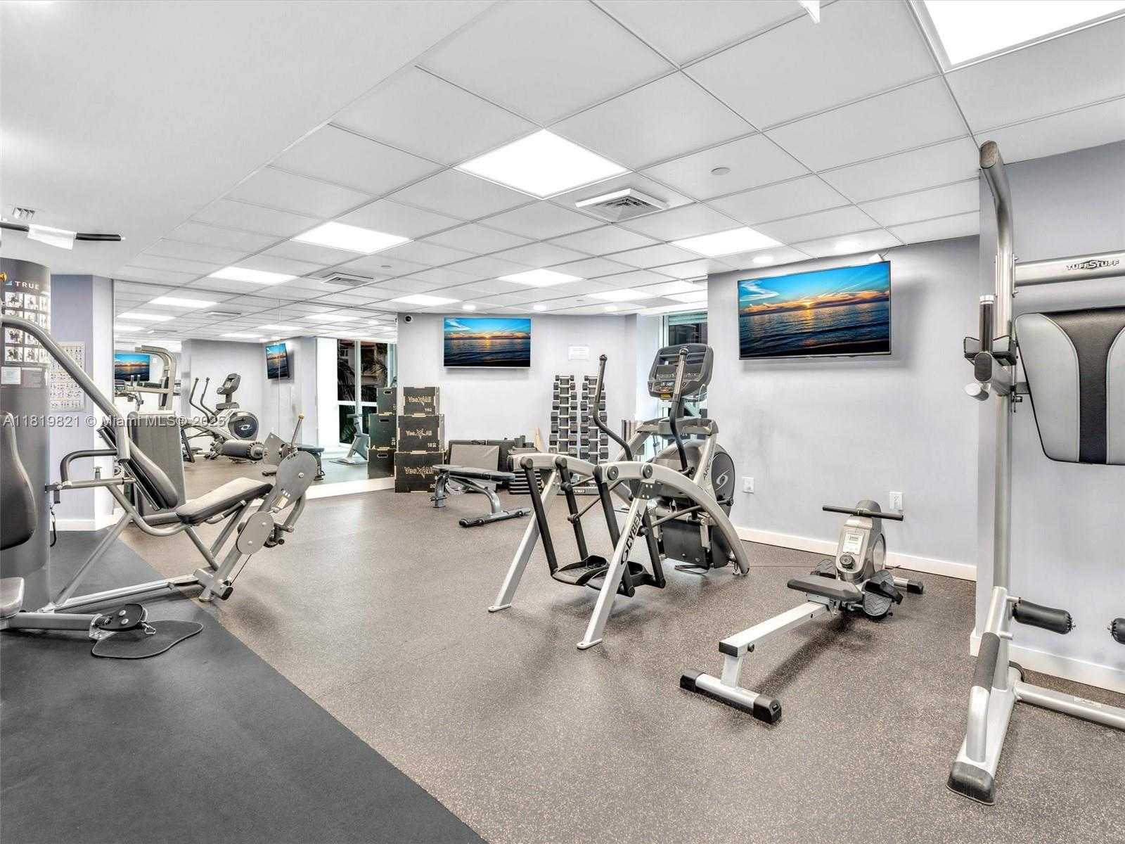 Small Image of 16500 COLLINS AVE #TH-10, Sunny Isles Beach Number 50