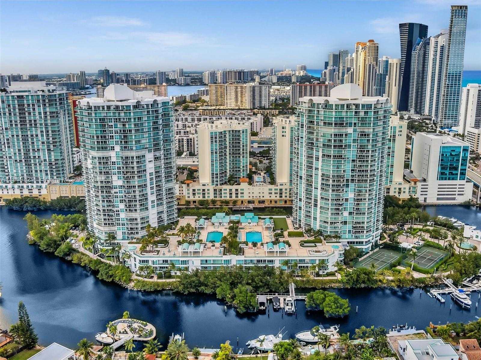 Small Image of 16500 COLLINS AVE #TH-10, Sunny Isles Beach Number 54