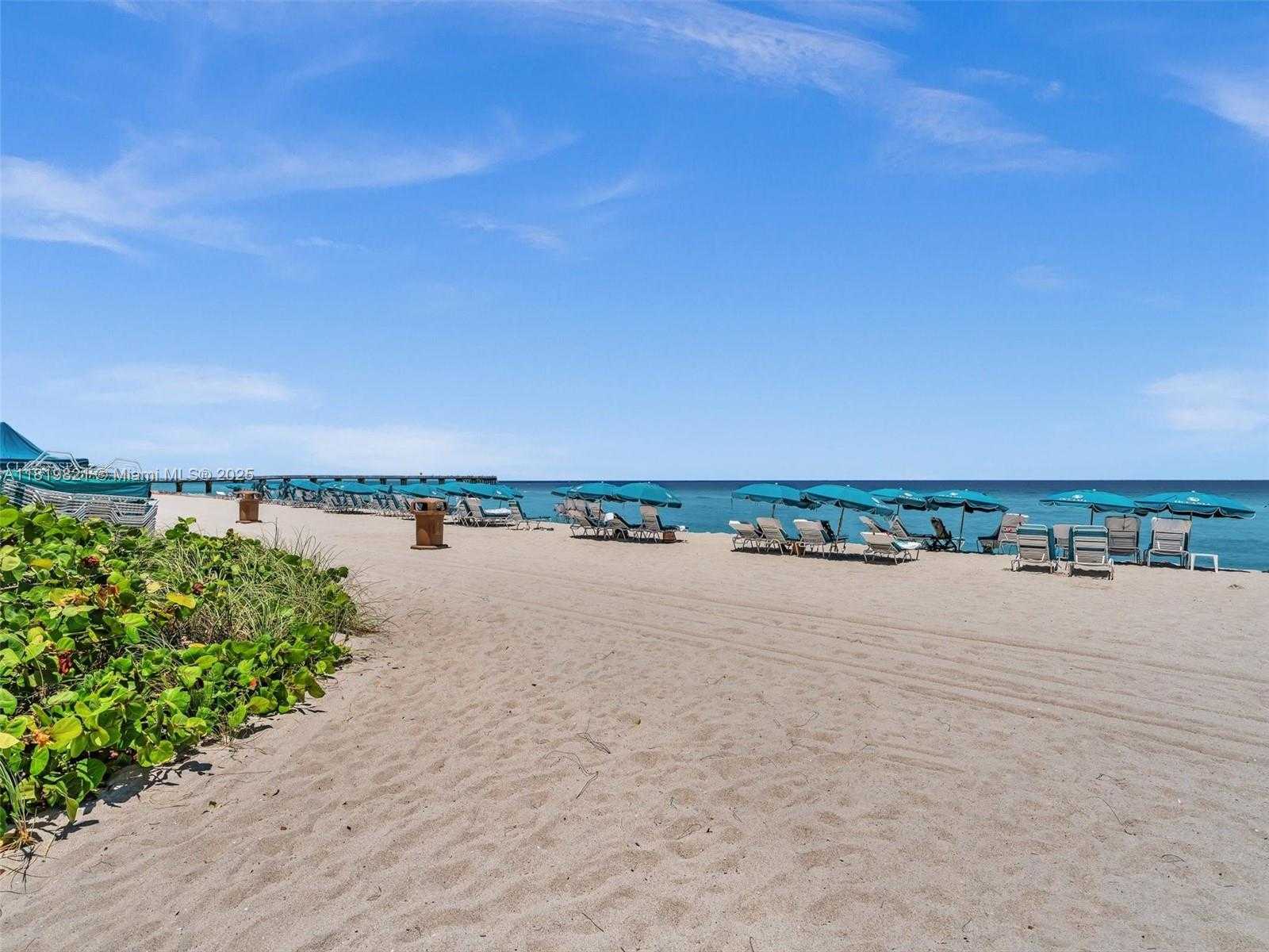 Small Image of 16500 COLLINS AVE #TH-10, Sunny Isles Beach Number 94
