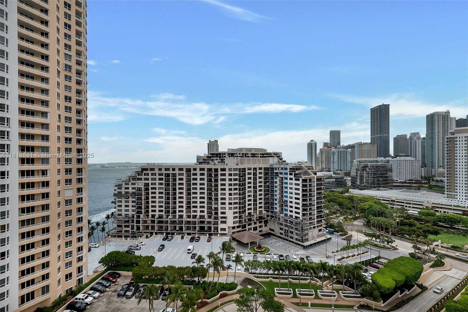 Small Image of 848 BRICKELL KEY DR #1803, Miami Number 18
