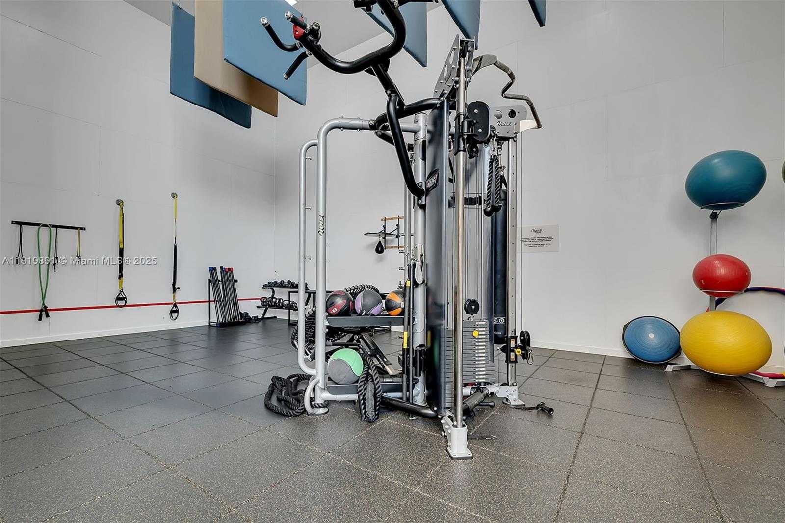 Small Image of 848 BRICKELL KEY DR #1803, Miami Number 22