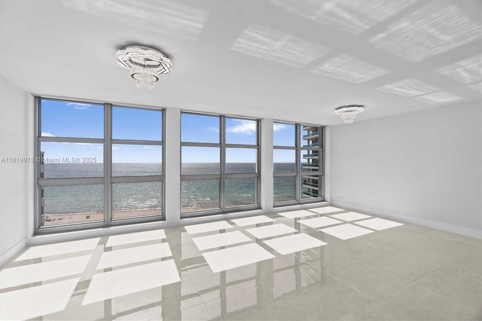 Small Image of 5055 COLLINS AVE #14H, Miami Beach Number 13