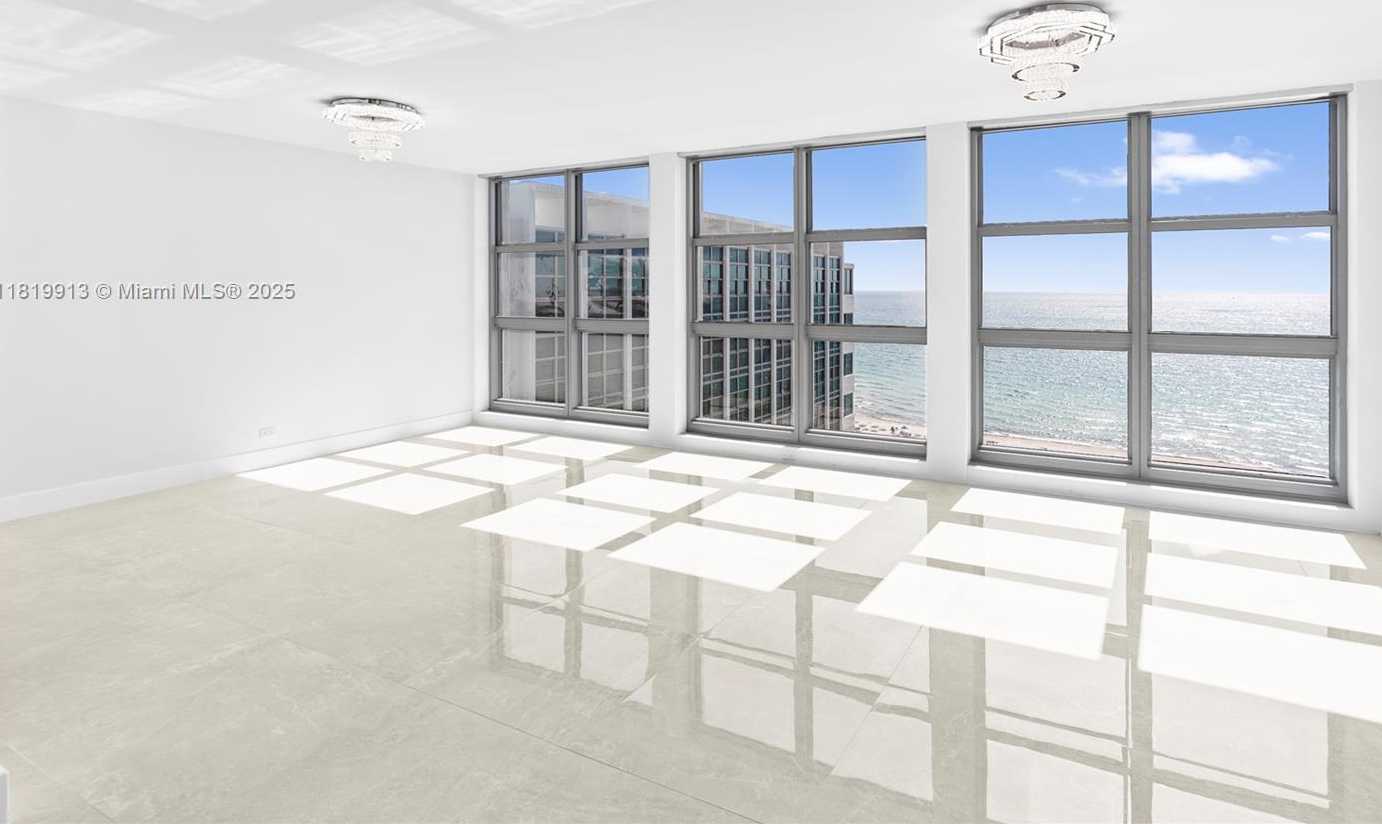 Small Image of 5055 COLLINS AVE #14H, Miami Beach Number 14