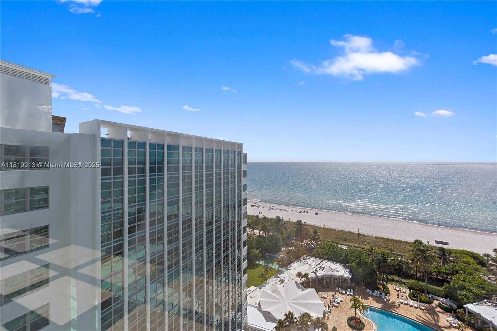 Small Image of 5055 COLLINS AVE #14H, Miami Beach Number 2
