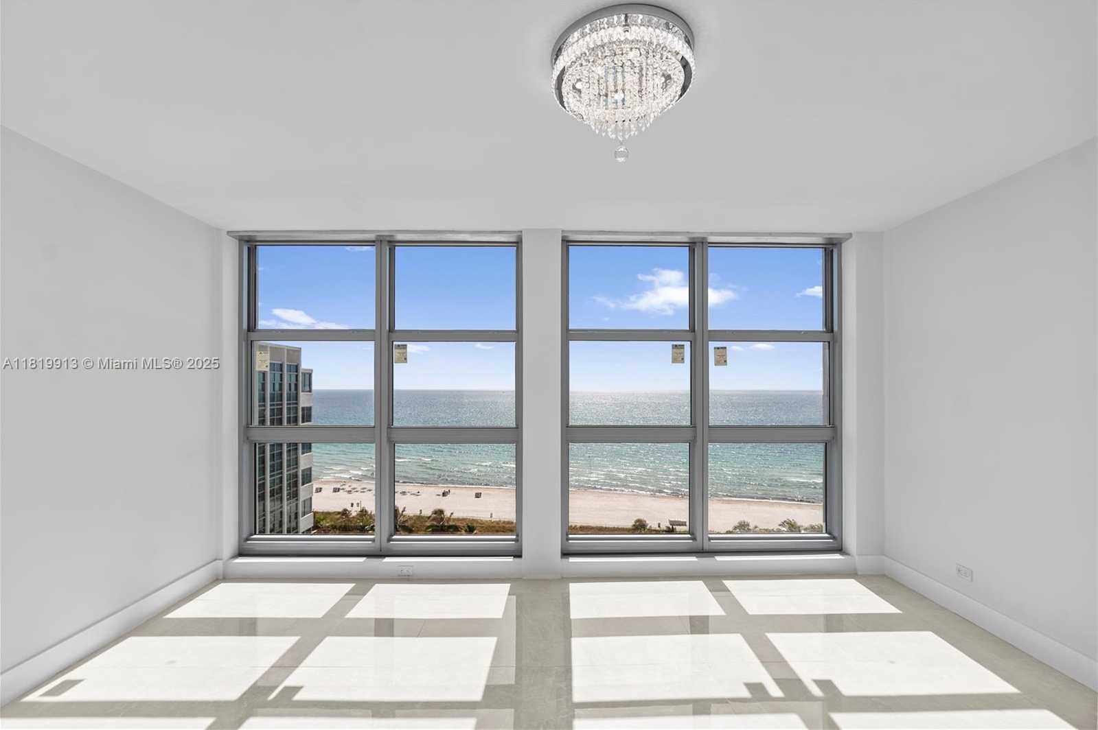 Small Image of 5055 COLLINS AVE #14H, Miami Beach Number 26