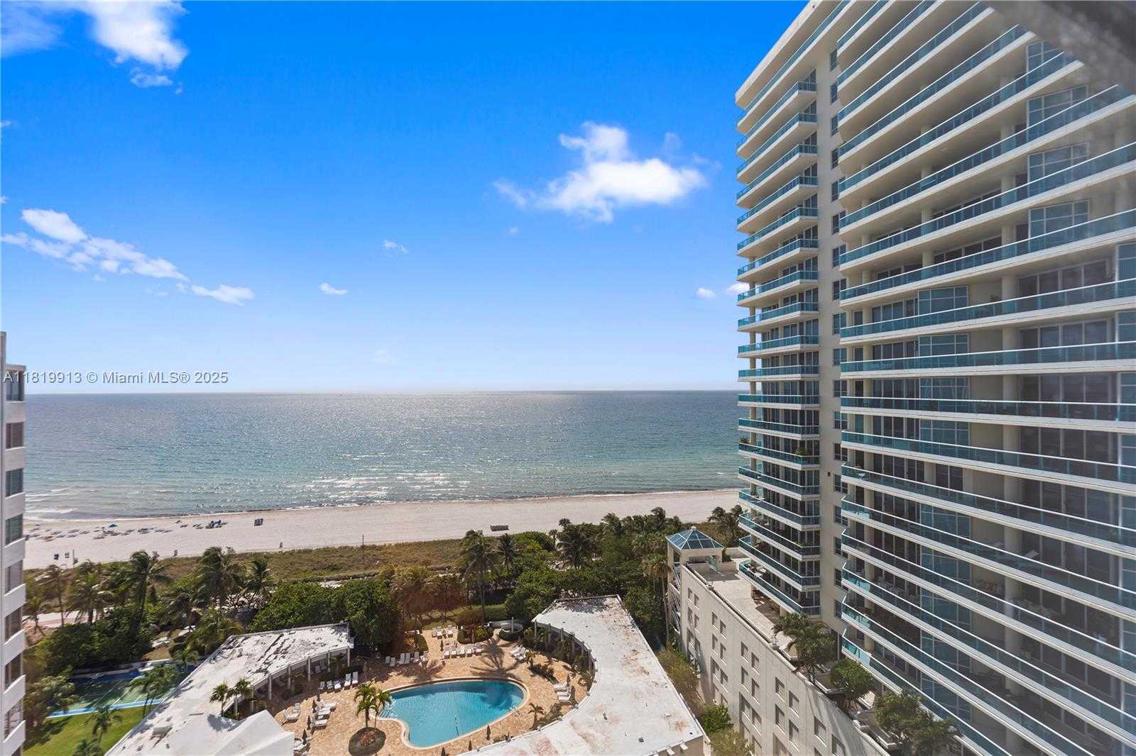 Small Image of 5055 COLLINS AVE #14H, Miami Beach Number 3