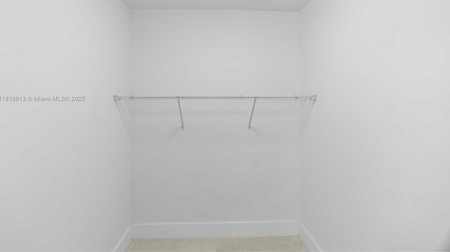 Small Image of 5055 COLLINS AVE #14H, Miami Beach Number 30