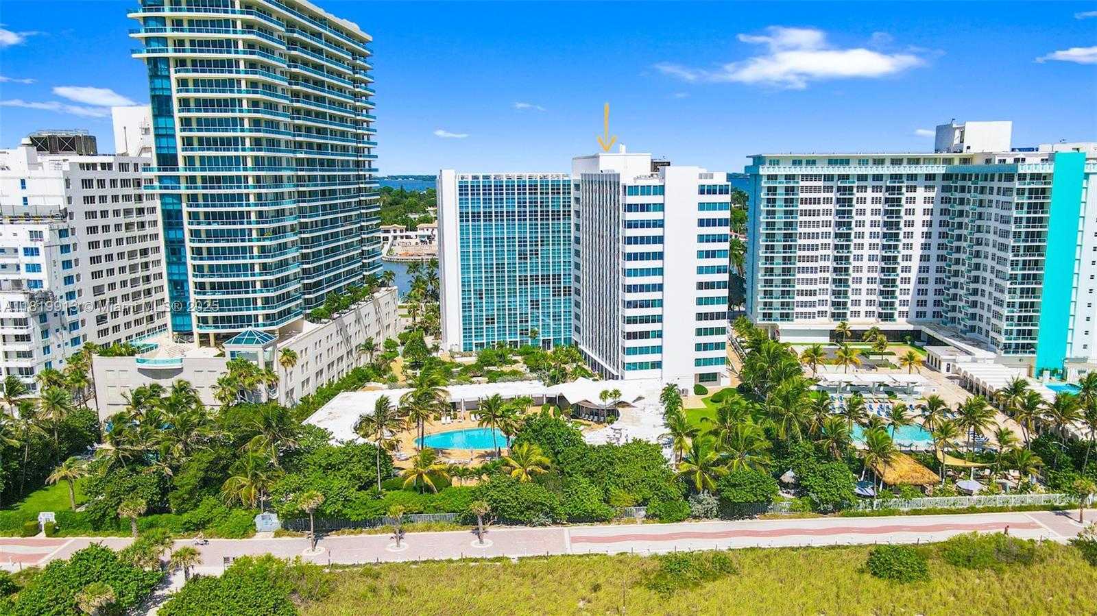 Small Image of 5055 COLLINS AVE #14H, Miami Beach Number 49