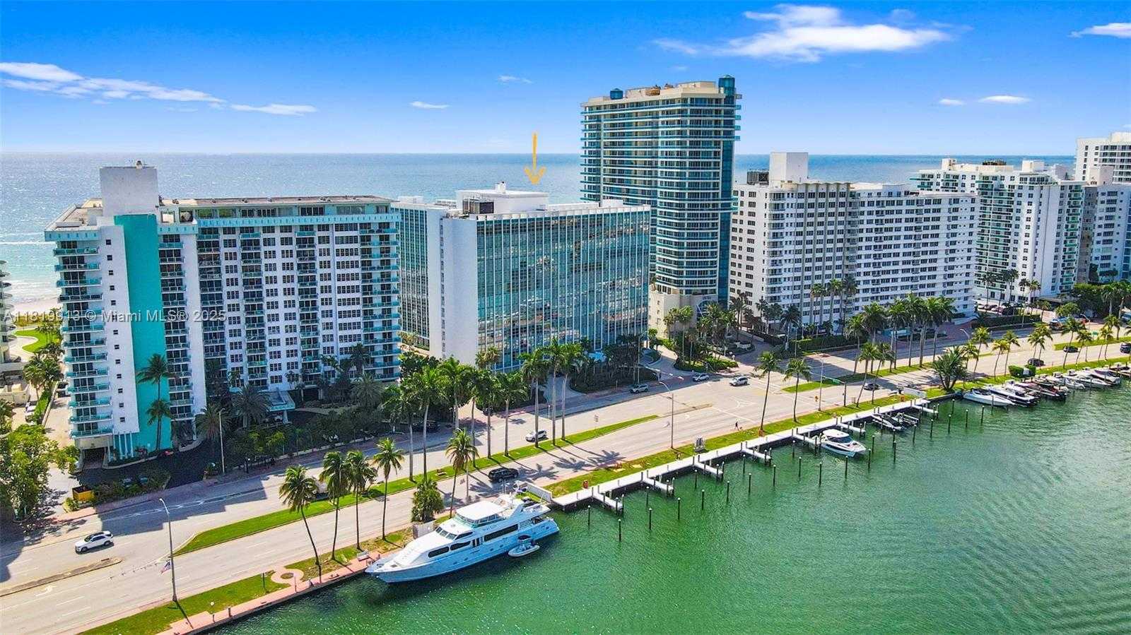 Small Image of 5055 COLLINS AVE #14H, Miami Beach Number 56
