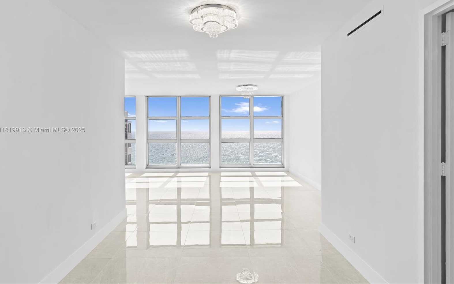 Small Image of 5055 COLLINS AVE #14H, Miami Beach Number 6