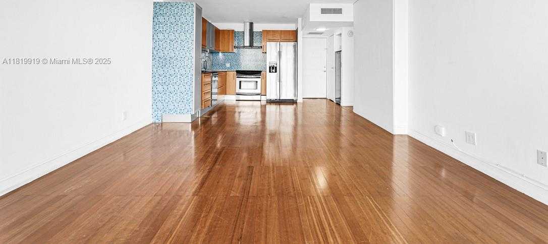 Small Image of 100 BAYVIEW DR #1223, Sunny Isles Beach Number 10