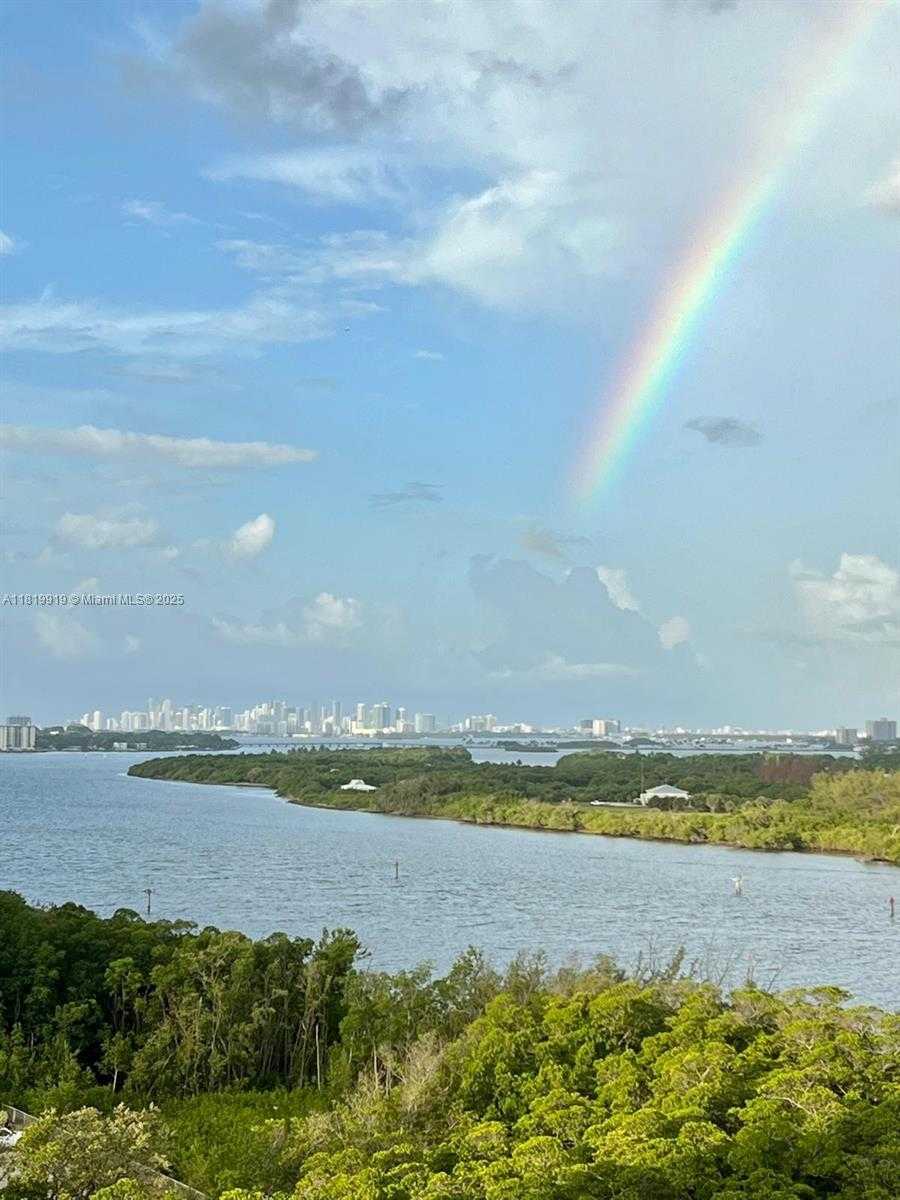 Small Image of 100 BAYVIEW DR #1223, Sunny Isles Beach Number 23