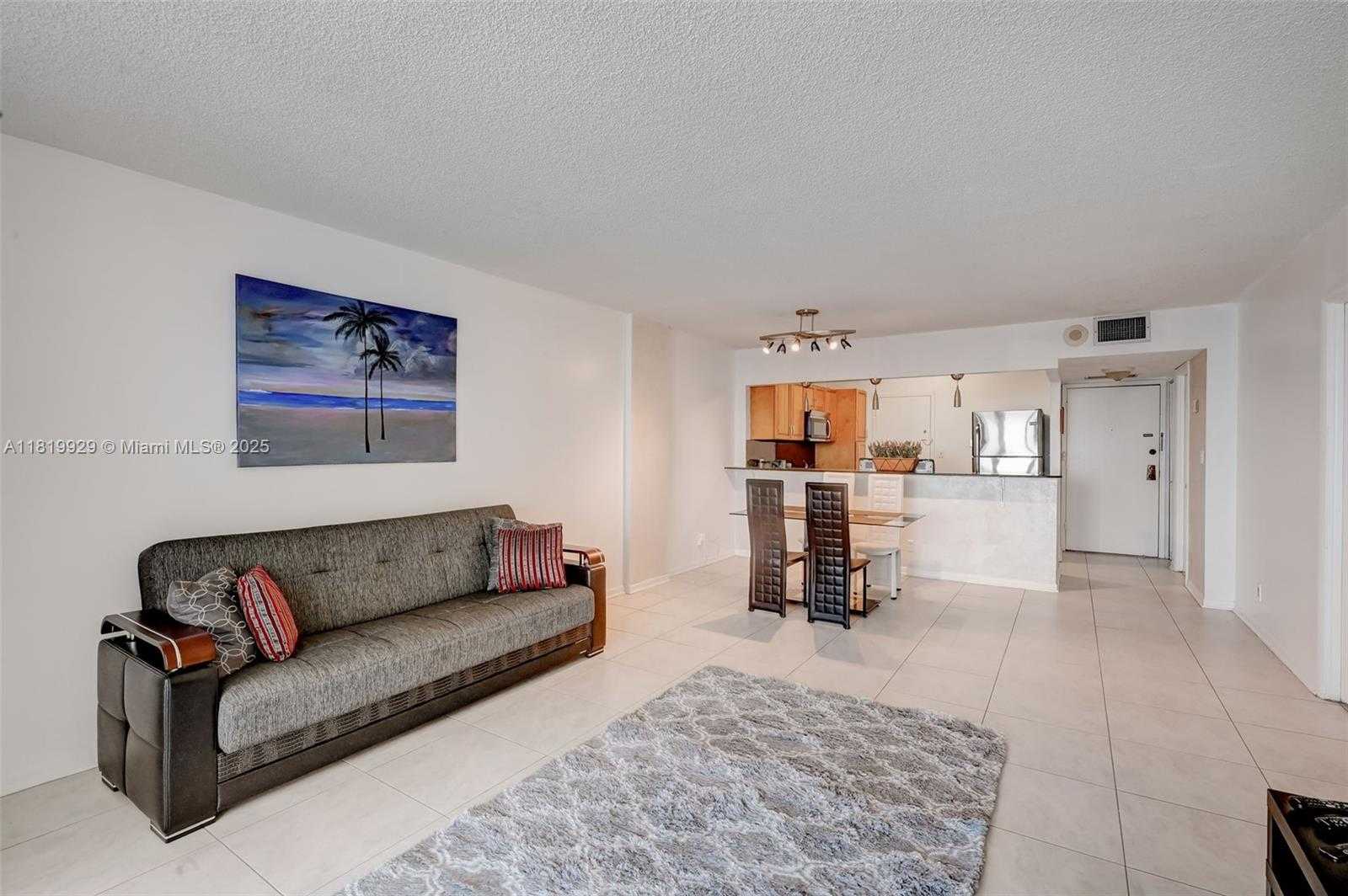 Small Image of 3800 SOUTH OCEAN DR #1123, Hollywood Number 4