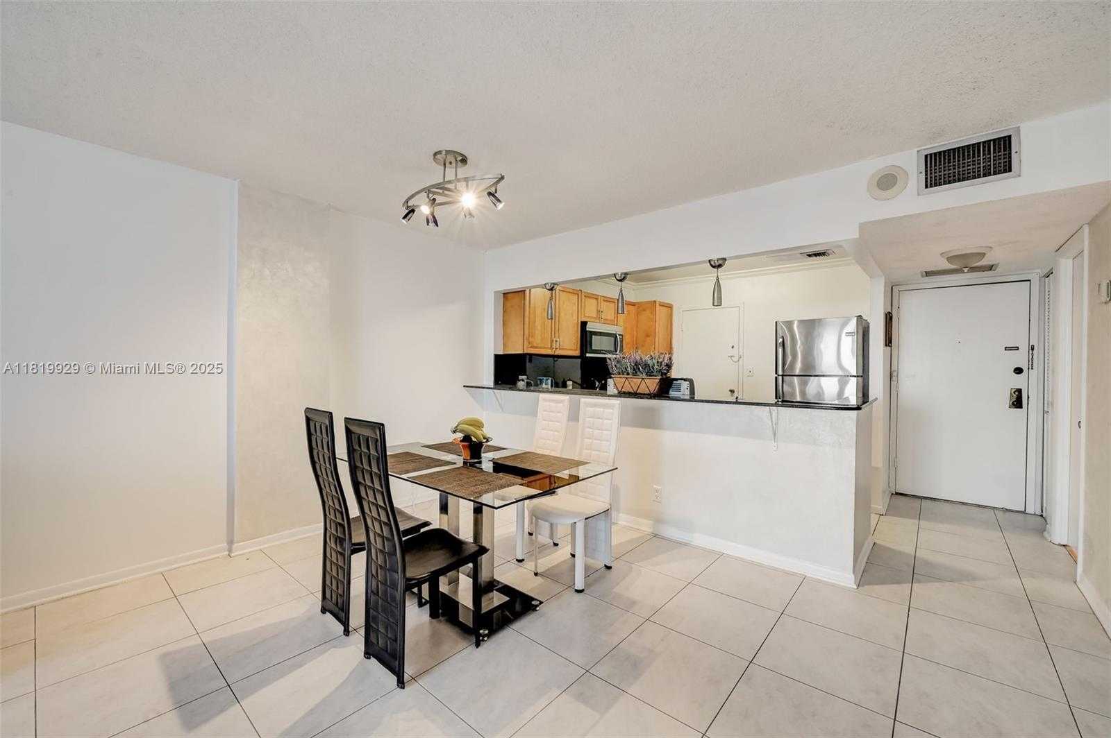 Small Image of 3800 SOUTH OCEAN DR #1123, Hollywood Number 6