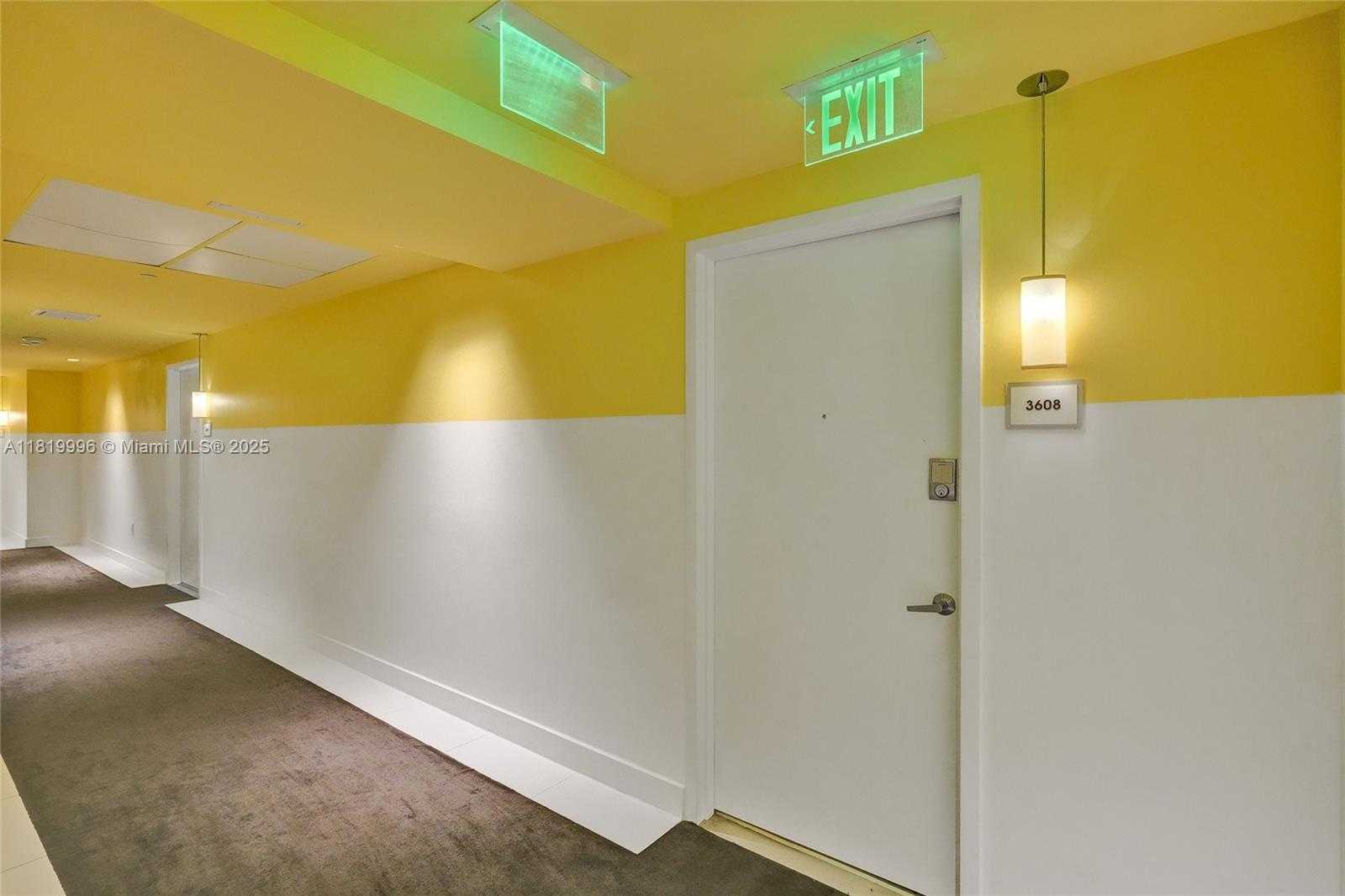 Small Image of 485 BRICKELL AVE #3608, Miami Number 37