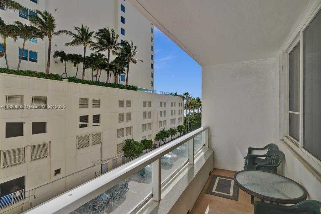 Small Image of 5005 COLLINS AVE #424, Miami Beach Number 2