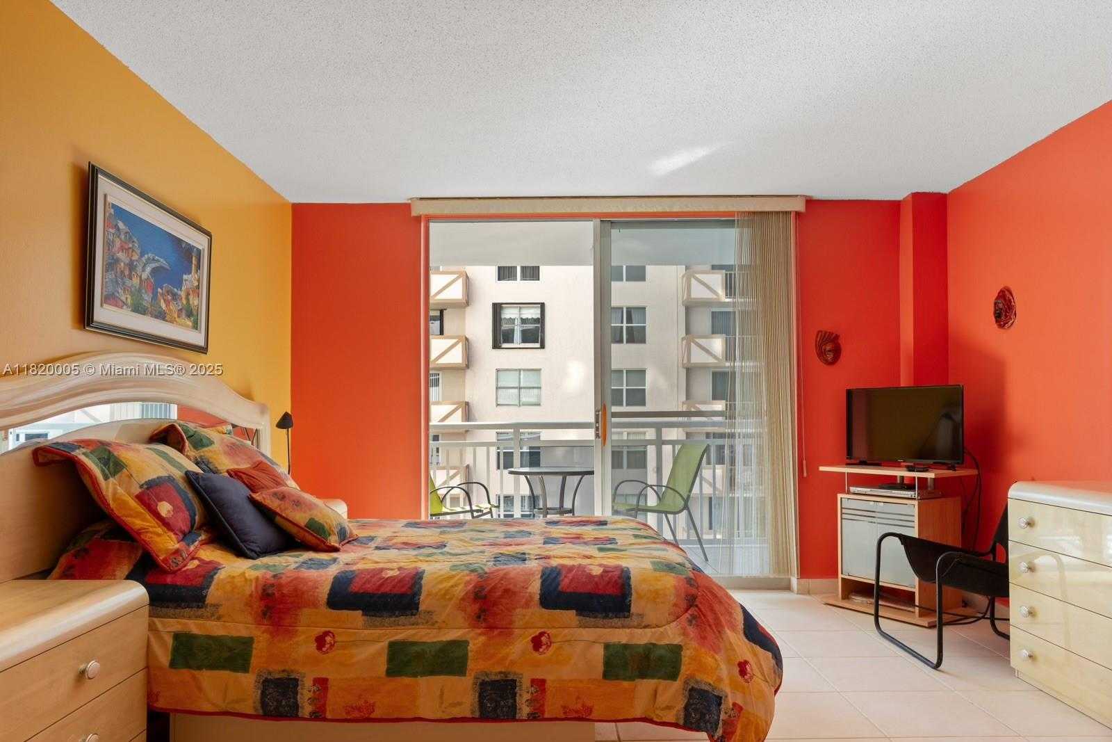 Small Image of 1849 SOUTH OCEAN DR #410, Hallandale Beach Number 11
