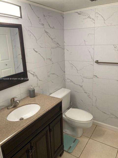 Small Image of 1849 SOUTH OCEAN DR #410, Hallandale Beach Number 15