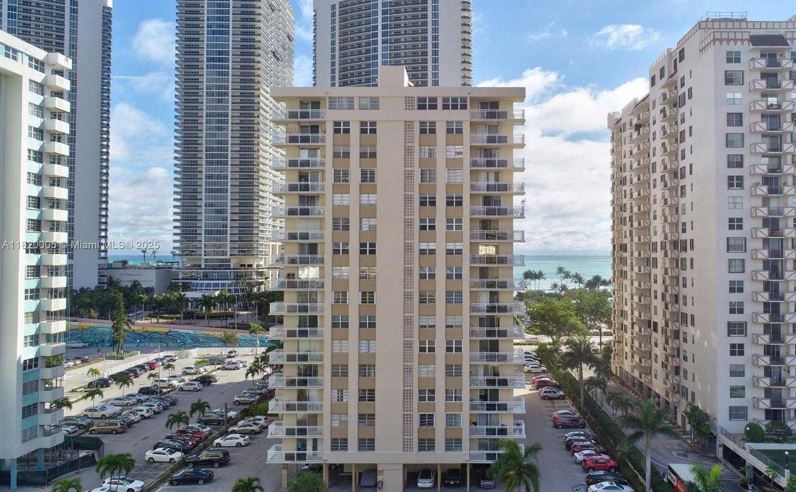 Small Image of 1849 SOUTH OCEAN DR #410, Hallandale Beach Number 20