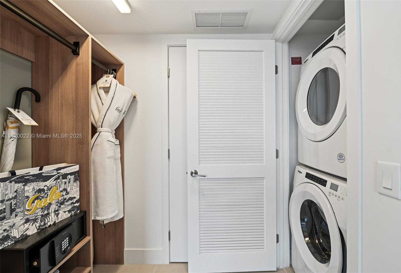 Small Image of 159 NORTH EAST 6TH ST #3407, Miami Number 15