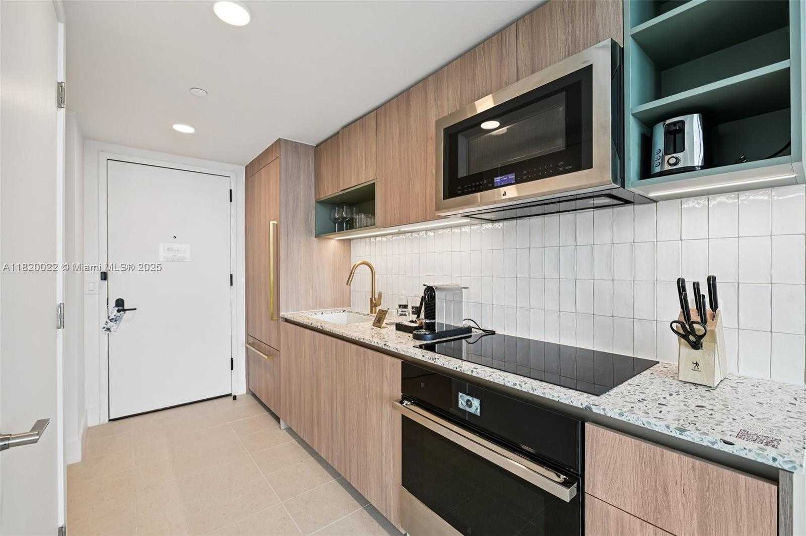 Small Image of 159 NORTH EAST 6TH ST #3407, Miami Number 2