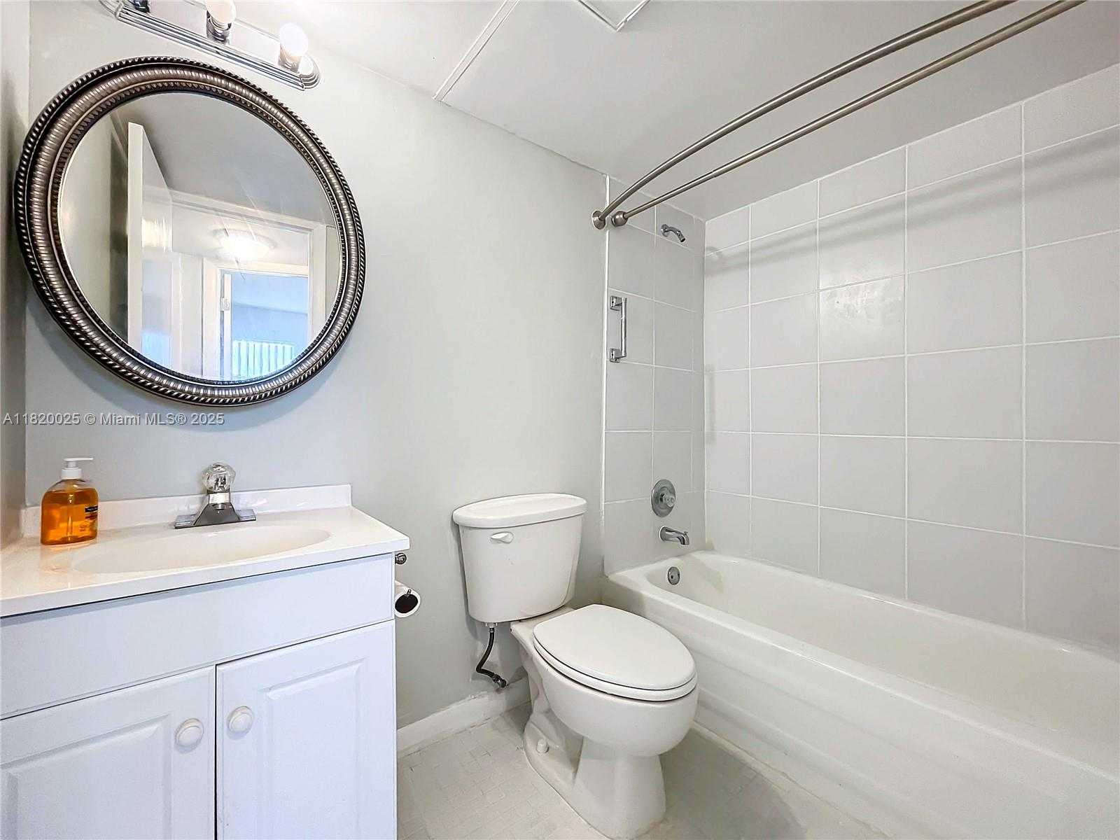 Small Image of 9850 SUNRISE LAKES BLVD #212, Sunrise Number 15