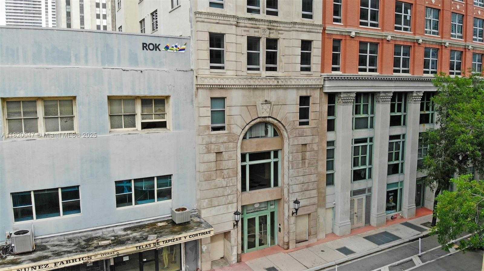 Small Image of 111 EAST FLAGLER ST #902, Miami Number 15