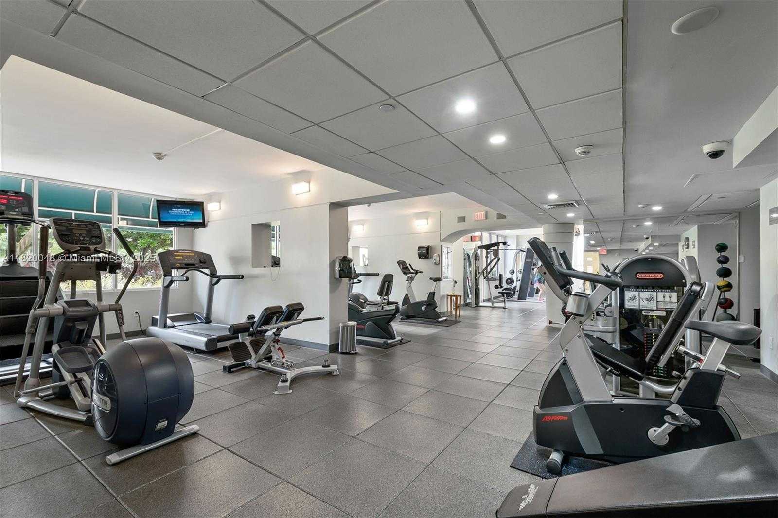 Small Image of 888 BRICKELL KEY DR #1006, Miami Number 21