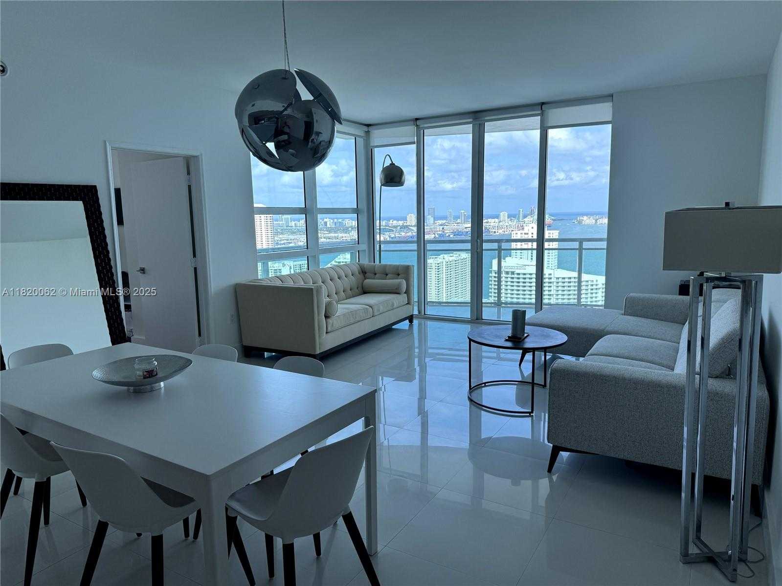 Small Image of 950 BRICKELL BAY DR #3710, Miami Number 3