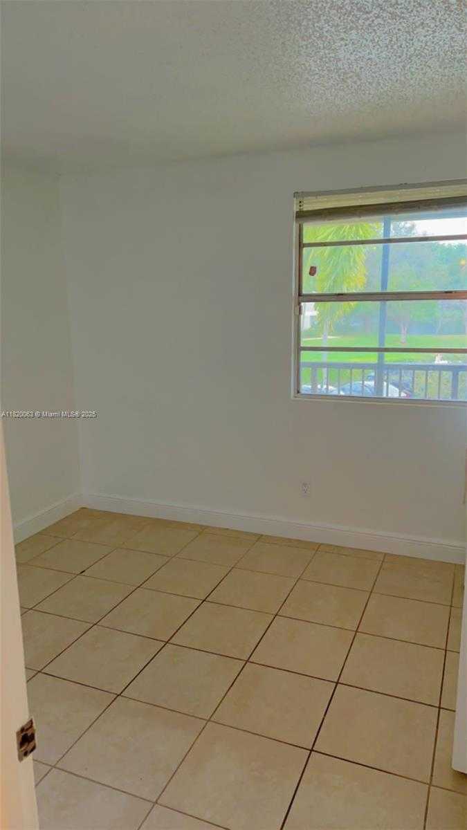 Small Image of 1263 SOUTH WEST 46TH AVE #2104, Pompano Beach Number 6
