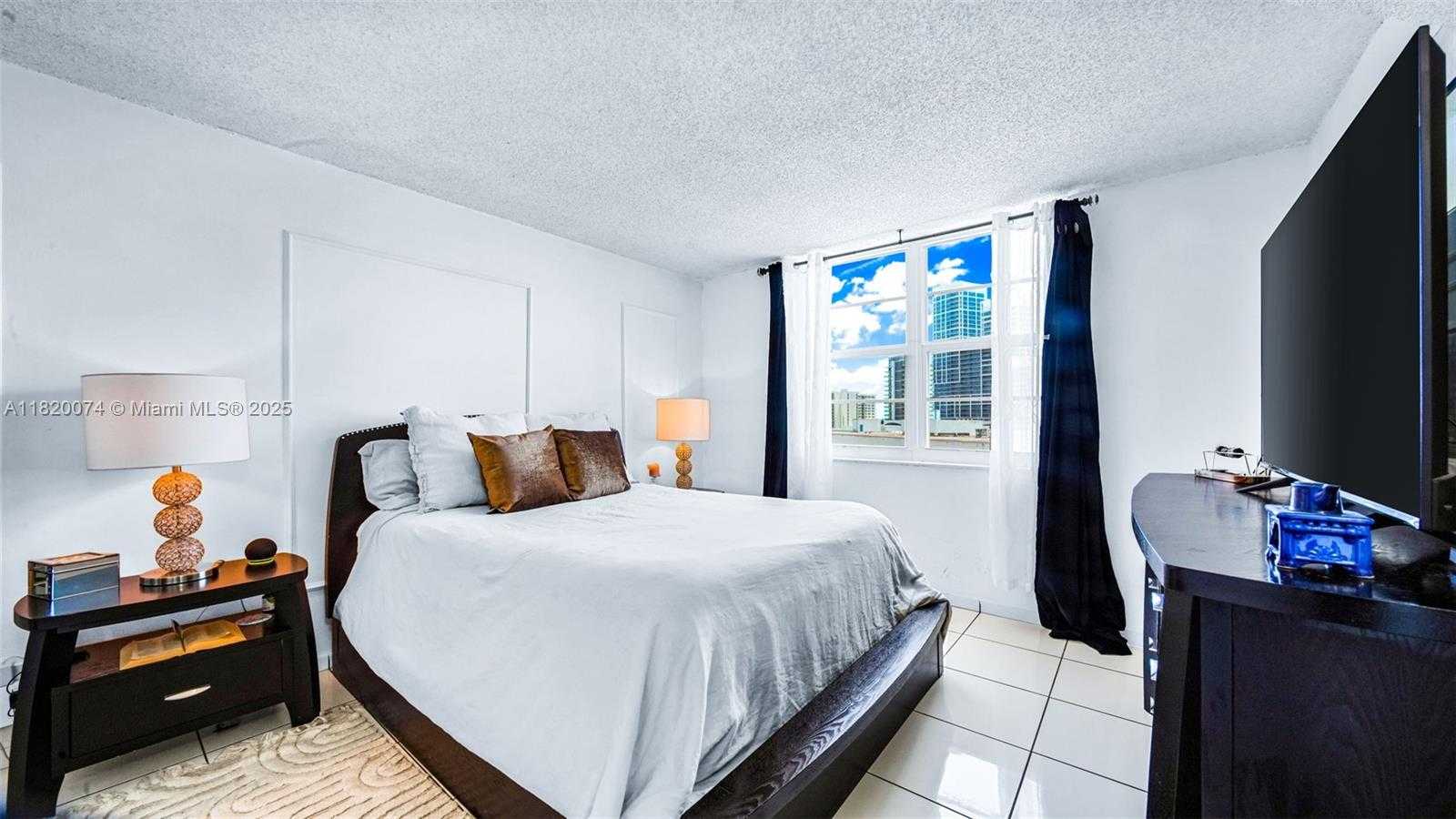 Small Image of 6770 INDIAN CREEK DR #7B, Miami Beach Number 14