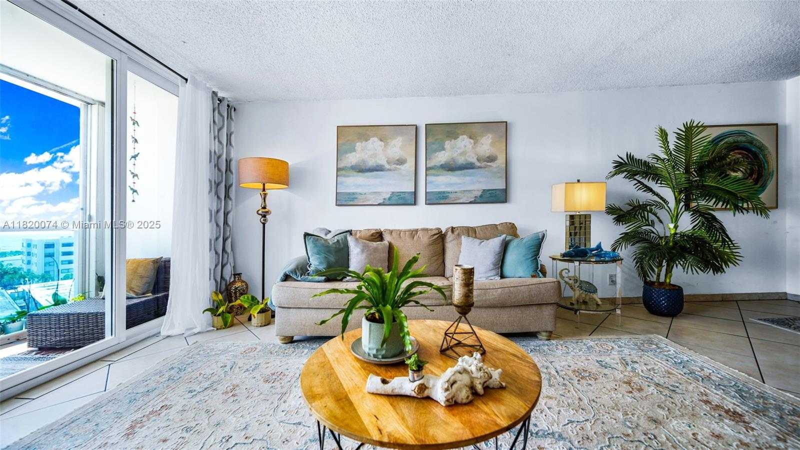 Small Image of 6770 INDIAN CREEK DR #7B, Miami Beach Number 4