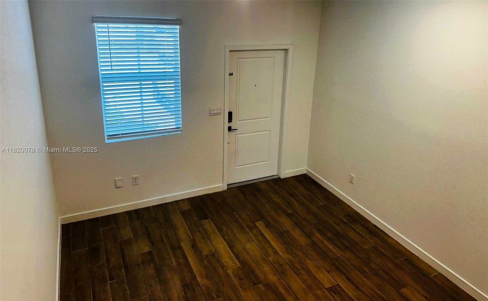Small Image of 1672 SOUTH EAST 8TH AVE, Homestead Number 19