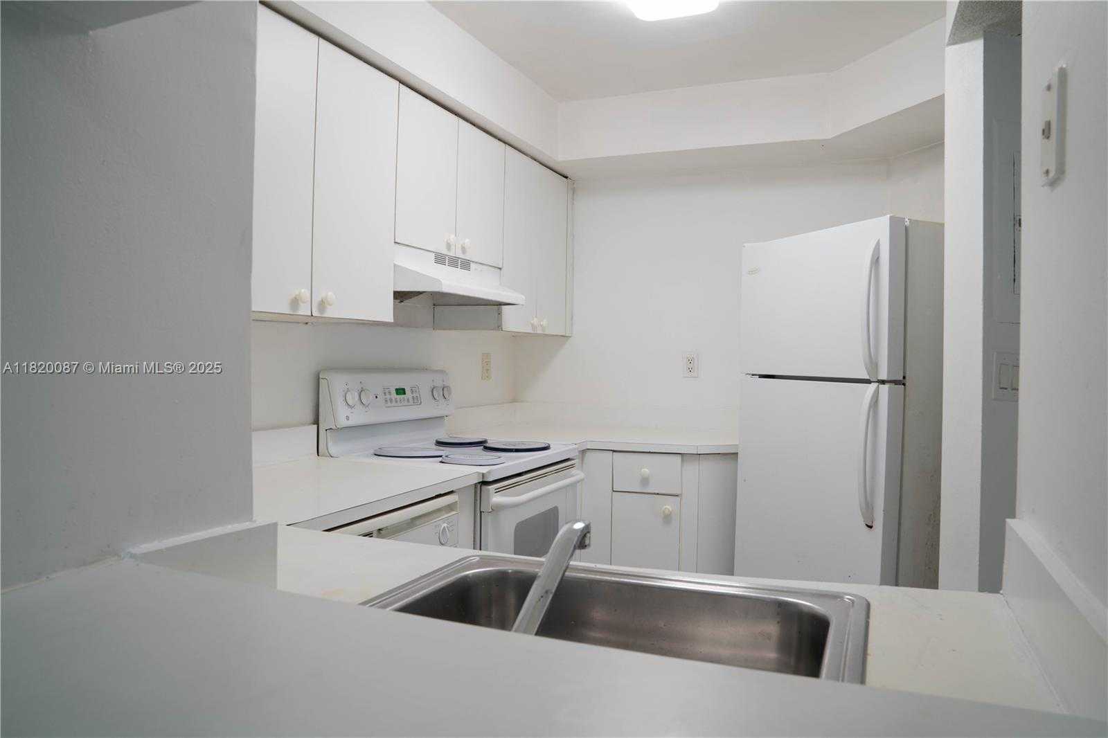 Small Image of 8365 SOUTH WEST 152ND AVE #C-104, Miami Number 4