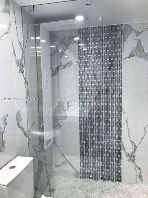 Small Image of 100 BAYVIEW DR #1609, Sunny Isles Beach Number 37