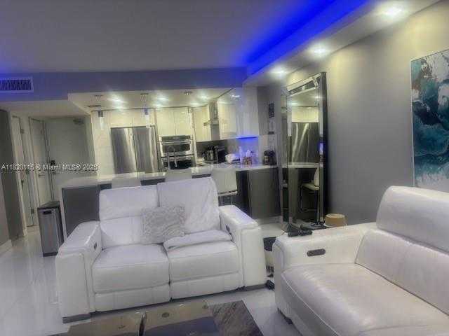 Small Image of 100 BAYVIEW DR #1609, Sunny Isles Beach Number 50