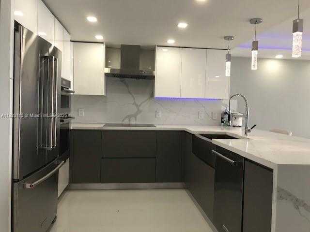 Small Image of 100 BAYVIEW DR #1609, Sunny Isles Beach Number 6