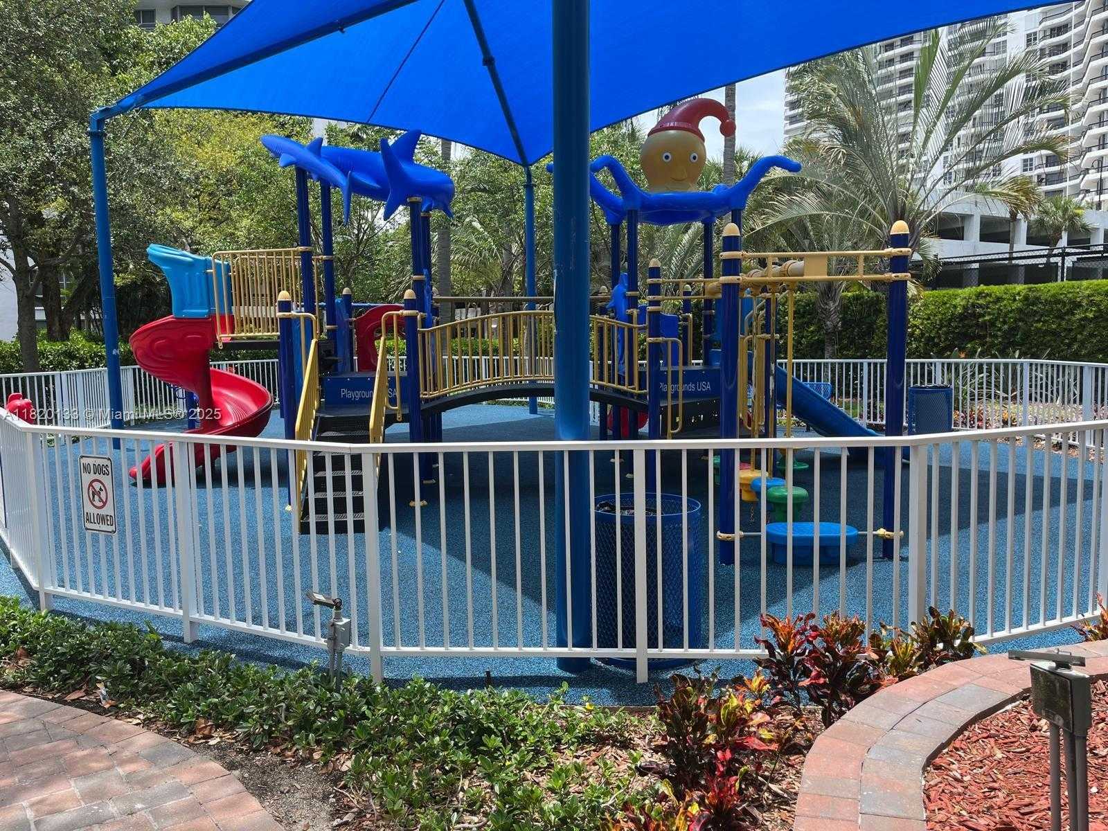 Small Image of 3500 MYSTIC POINTE DR #1804, Aventura Number 12